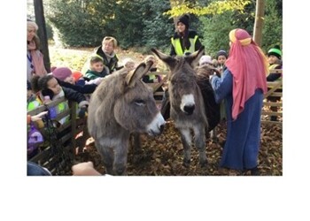 The Advent Travelling Crib - Year 1 at Lambeth Palace