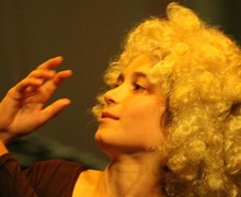 21. Old Monkey playing trumpet R