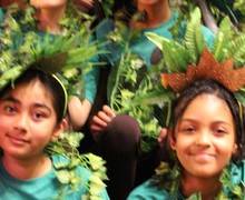 32. Y6 Jungle on stairs R